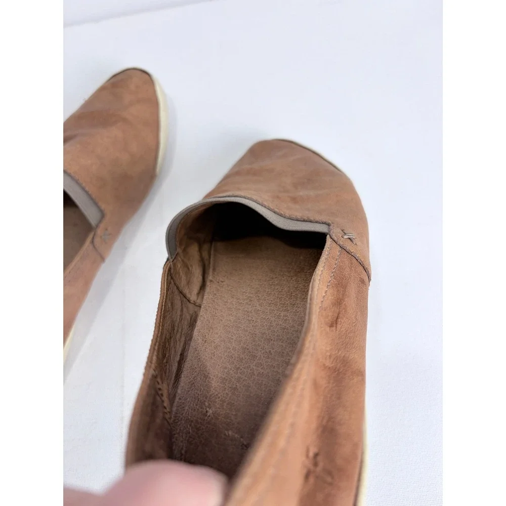 Frye Brown Nubuck Slip-On Flats Minimal Euro Comfort Travel 8M‎